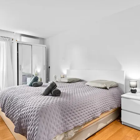 Luxueux Deux Pieces - Proche De La - Fu *