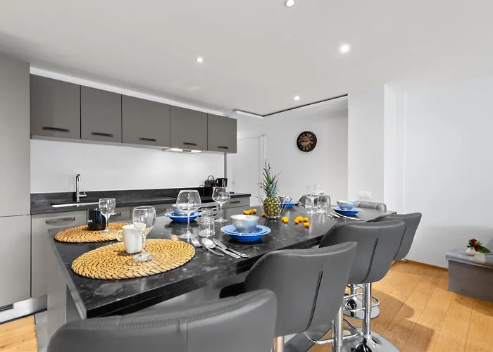 Luxueux Deux Pieces - Proche De La - Fu דירה קאן